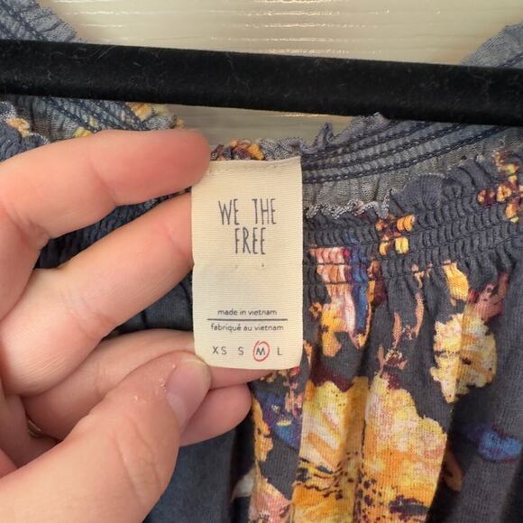 We The Free Women’s Woven Floral Print Off The Shoulder Blouse Navy Size M Boho - Picture 5 of 7